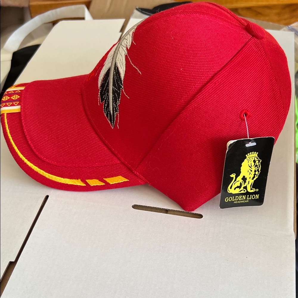 Red Feather Embroidered Cap - Picture 5 of 5